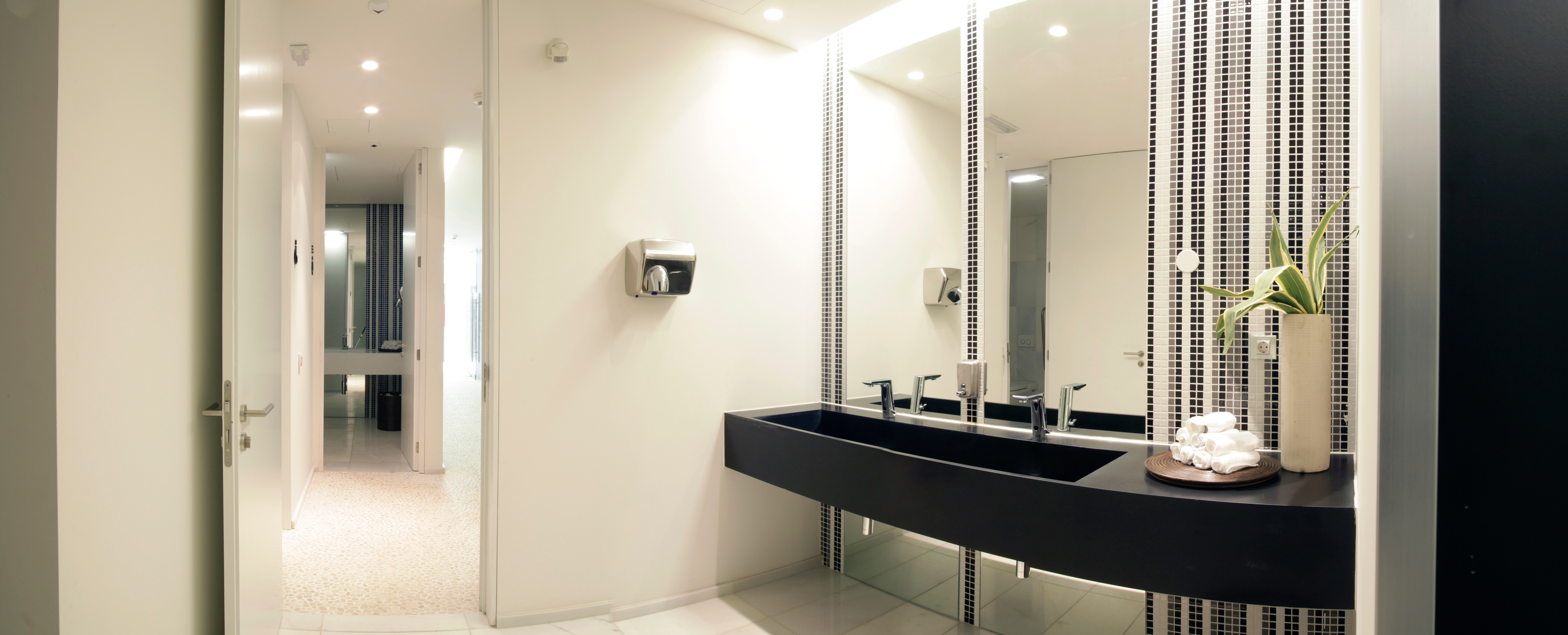 LED Einbaustrahler STARTSpot | 3CCT 2700K + 3000K + 4000K | Dimmbar | Schwenkbar | IP44 / IP65